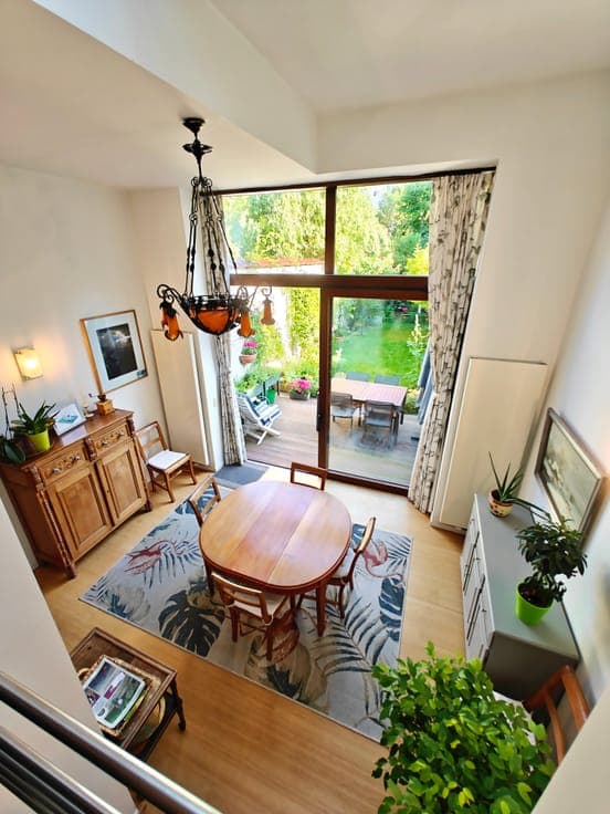 Charming 5-bedroom single-family house with garden