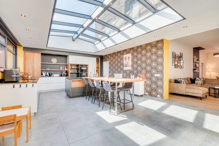 A superb property offering a wealth of possibilities in Linc