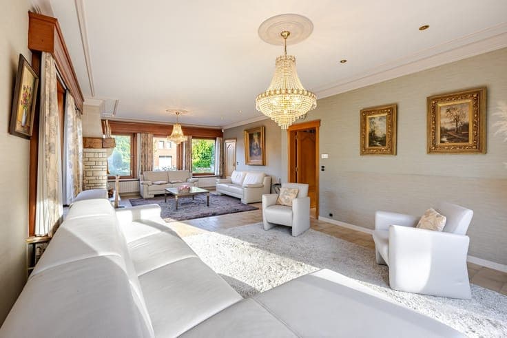Charmante villa met panoramisch zicht op een toplocatie