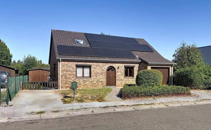 Sale - Villa Eghezée - 375,000 €