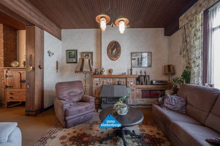 Te renoveren Woning met zicht op de Jachthaven – Rustige lig