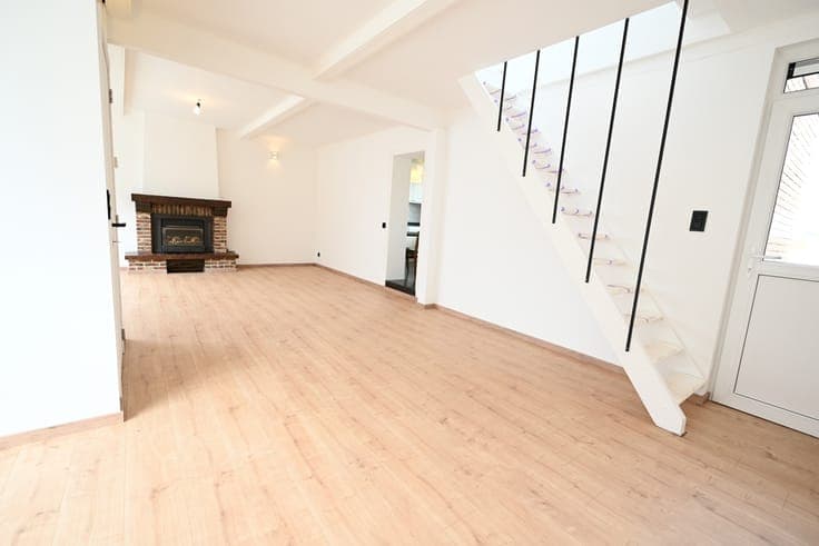 CHARMANTE woning met SUBLIEM UITZICHT op VELDEN met ACHTE...