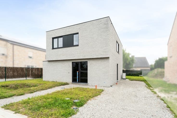 Moderne alleenstaande woning in opbouw - kwalitatief en v...