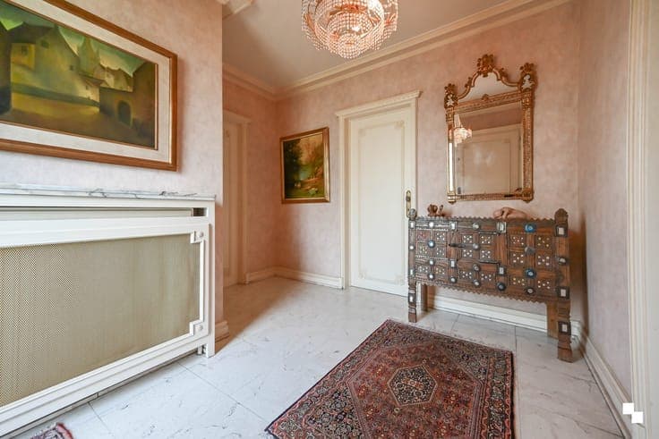 Charmante villa met ruime tuin, veelzijdige indeling en t...