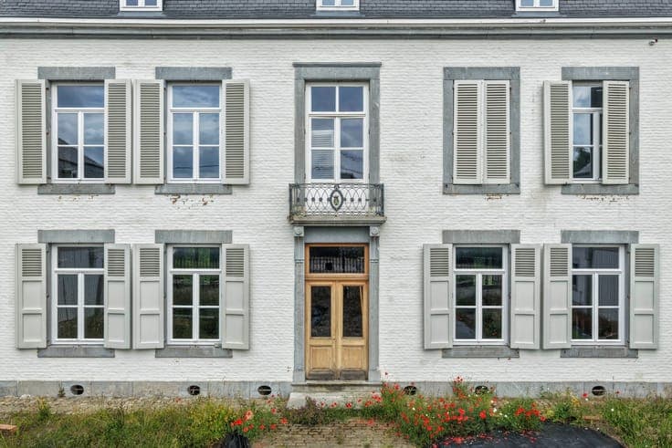 Uitzonderlijk historisch kasteeldomein op ruim 82 are in ...