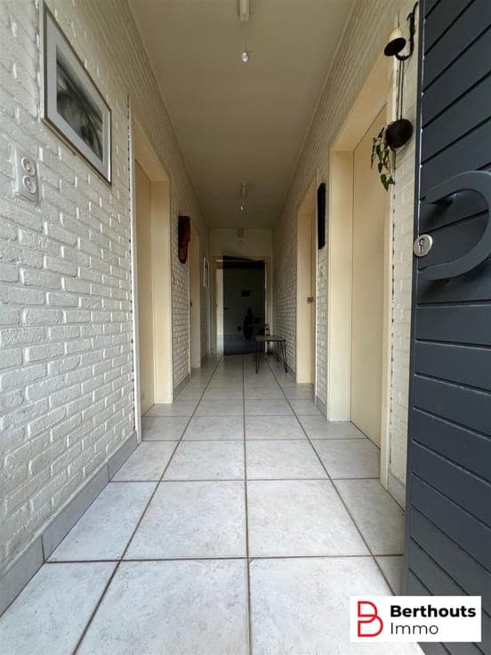 BUNGALOW IN TOPBUURT OP 4 ARE 50 CA