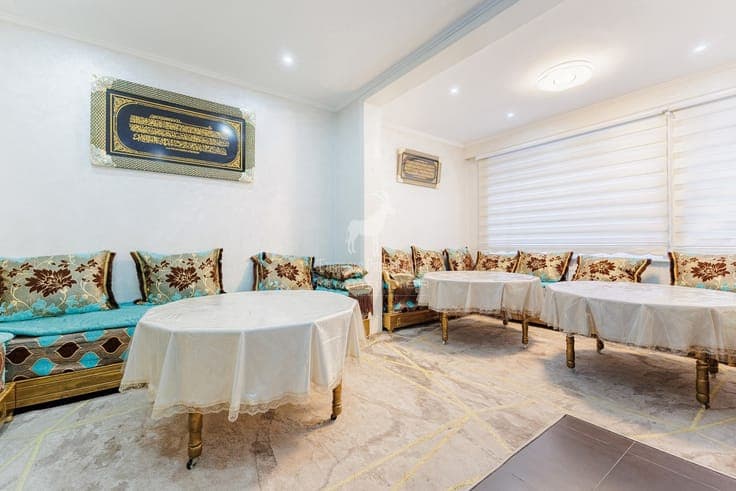 House 7 bedrooms for sale on LA LOUVIERE