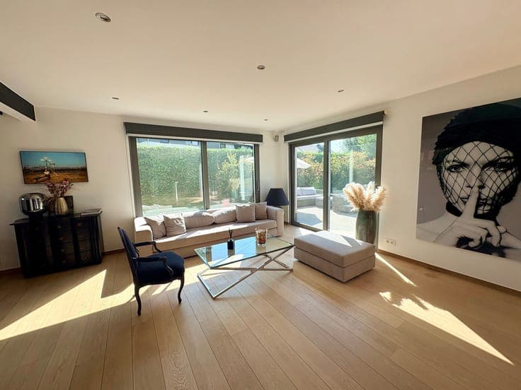 Spacious and bright villa