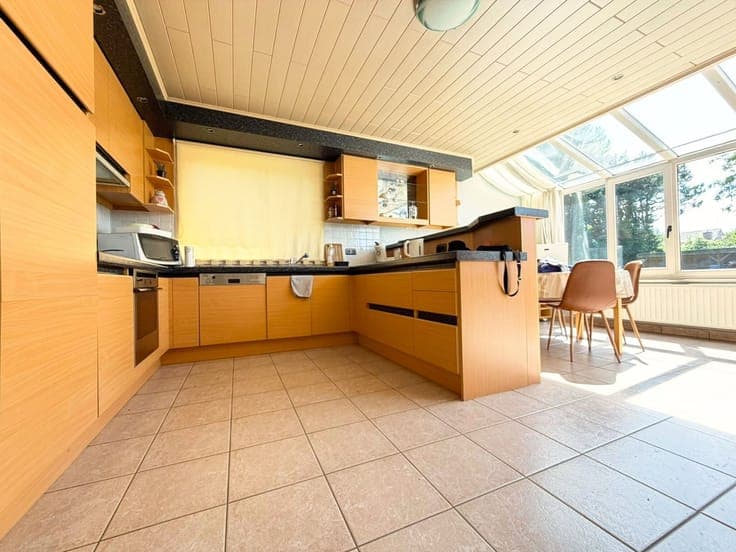 Alleenstaande woning (3 slpks) + tuin met landelijk verzicht