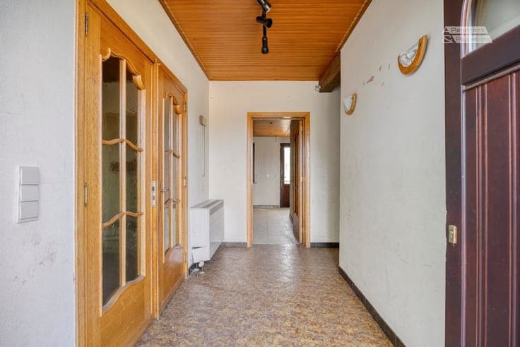 Spacious detached house, surrounded by green meadows and wi