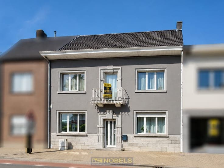 Te koop, Ruime gezinswoning met 5 slaapkamers in het cent...