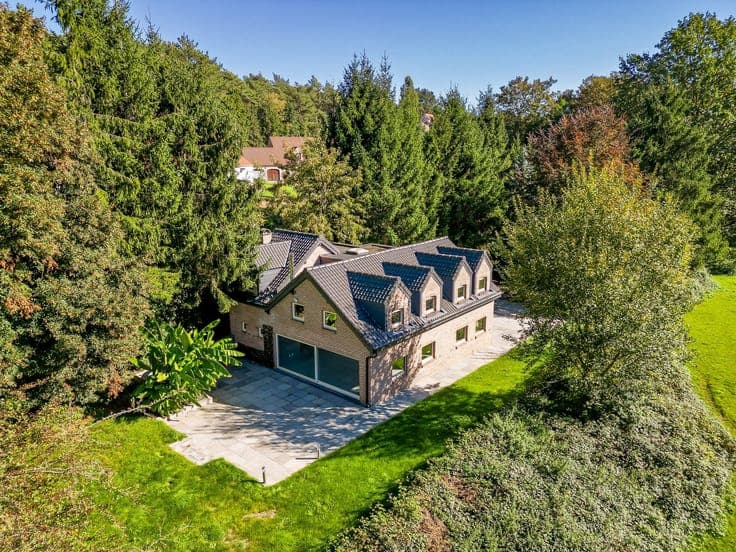 Exceptional property on 21 ares without vis-à-vis.