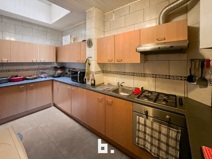 Commercial property with residence in Ostend