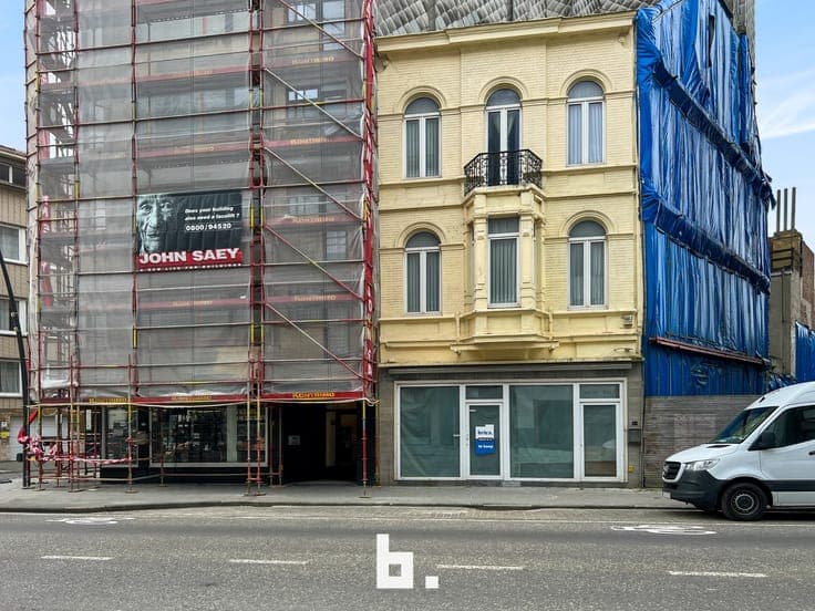 Commercial property with residence in Ostend