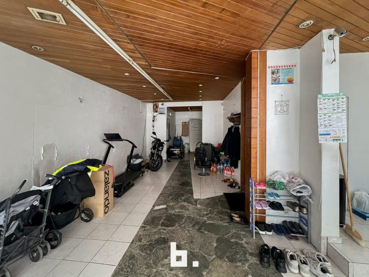 Commercial property with residence in Ostend