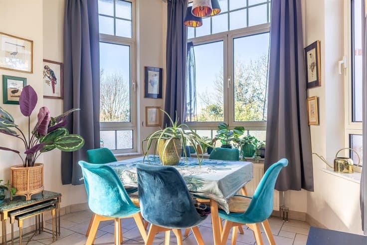 Superb character building with 3 apartments and garage