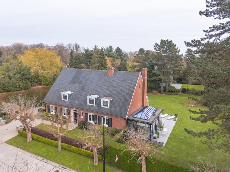 Characterful villa in the Bouchout estate in Wemmel