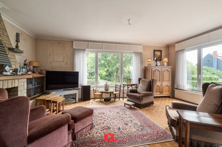 Four-bedroom townhouse with a garden in Sint-Pieters-Leeuw