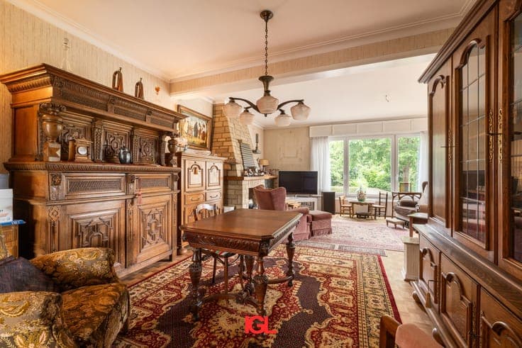Four-bedroom townhouse with a garden in Sint-Pieters-Leeuw