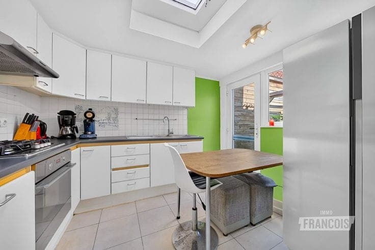 Characterful townhouse with 3 bedrooms near the city park f…