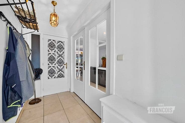Characterful townhouse with 3 bedrooms near the city park f…