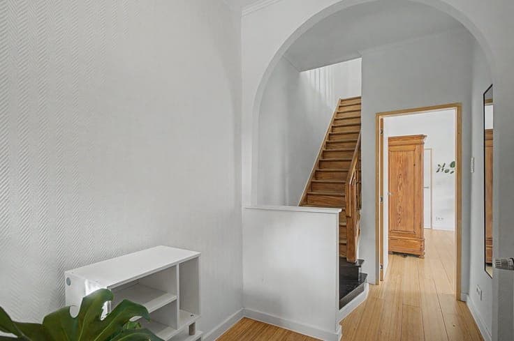 Row house