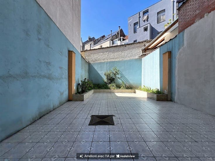 House 5 bedrooms - Garage - Garden