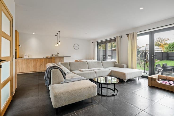 Energiezuinige woning met ZW-tuin en 3 slpks