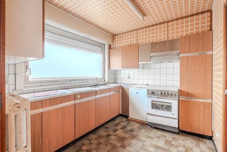 House with garage– current condition, renovation in progress