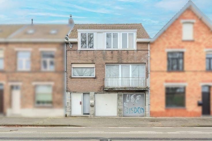 House with garage– current condition, renovation in progress
