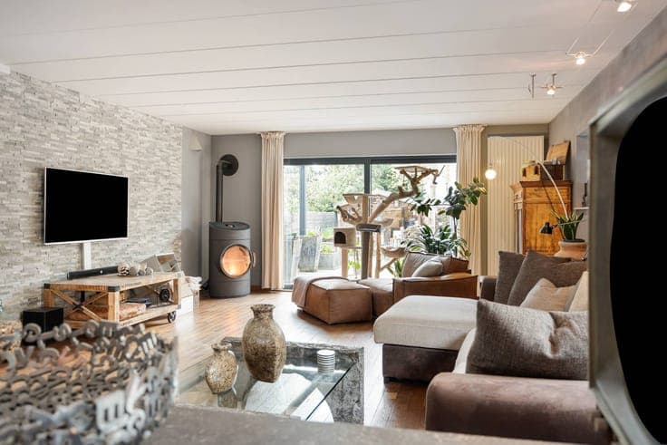 Energy efficient and spacious 4 bedroom house in Kuringen.