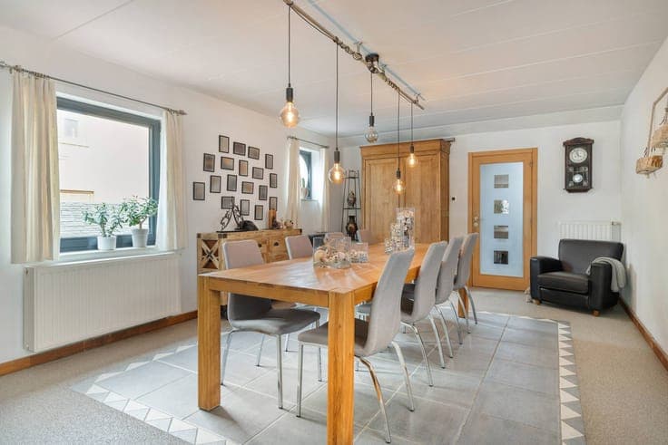 Energy efficient and spacious 4 bedroom house in Kuringen.