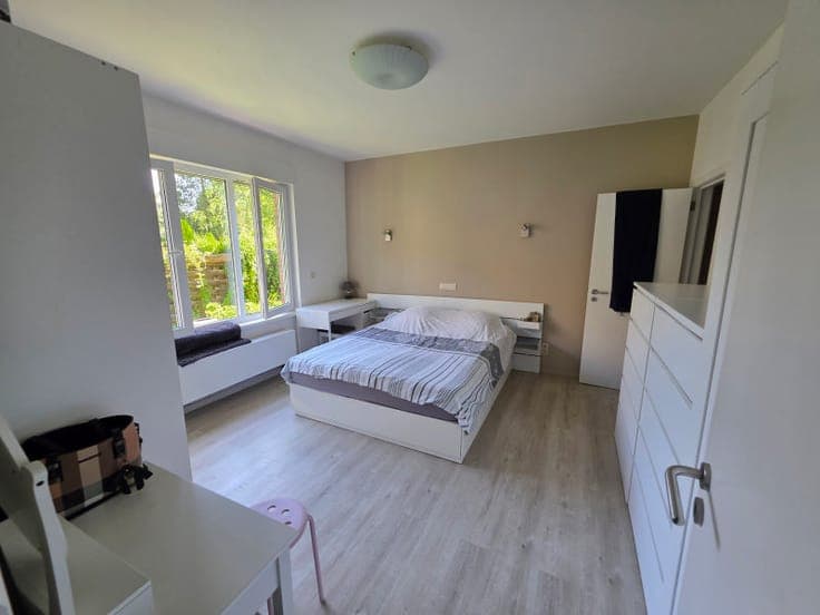 4-bedroom family home with an office, a beautiful garden, an