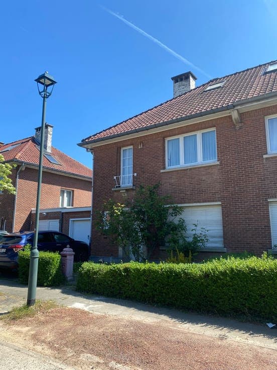 House 2bd Woluwe-St-Lambert, 234m² lot