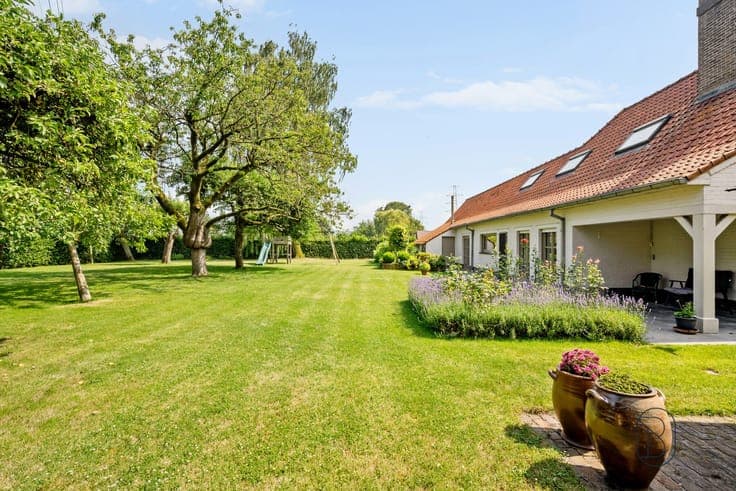 Charmante fermette op een uitzonderlijk perceel van 2.463m²