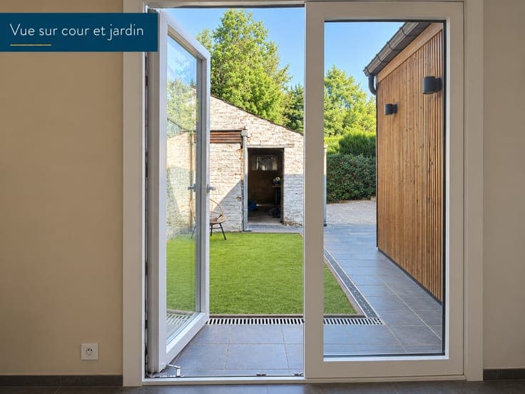 2 beds house with courtyard, terrace, garden in Ath