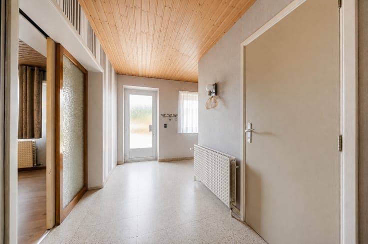 3-Bedroom House with Garden and Garage in Rachecourt