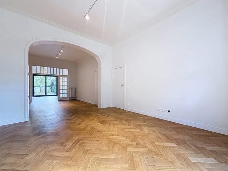 Uccle - Single-family home in need of renovation