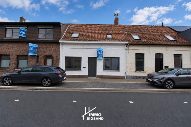 Volledig gerenoveerde woning met tuin en 3 slaapkamers me...