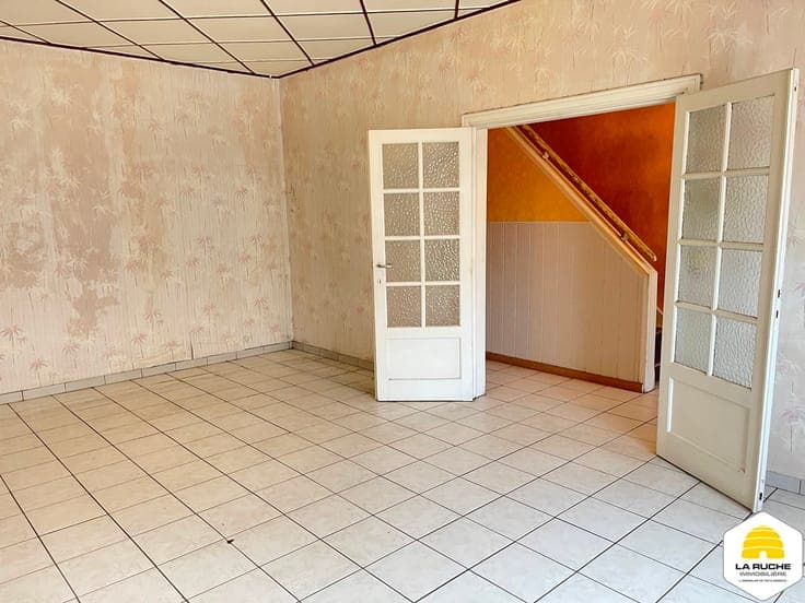 Maison 2ch, 125m²nets, 2Ch, cave, grenier et jardin
