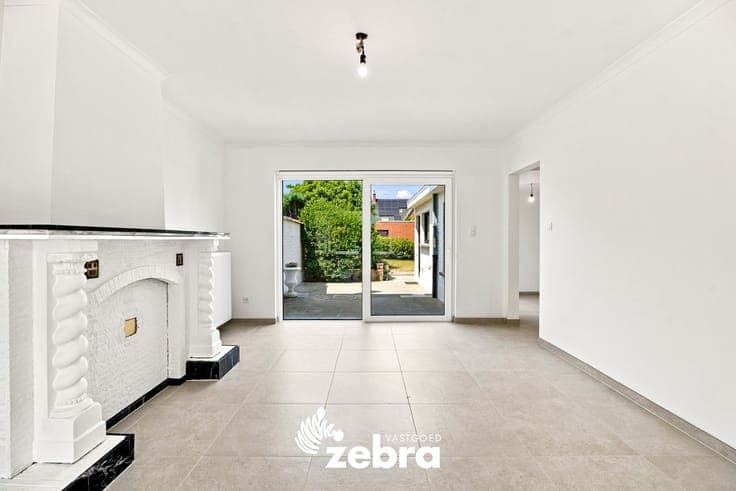 Gerenoveerde woning met uitweg op een rustige ligging in ...