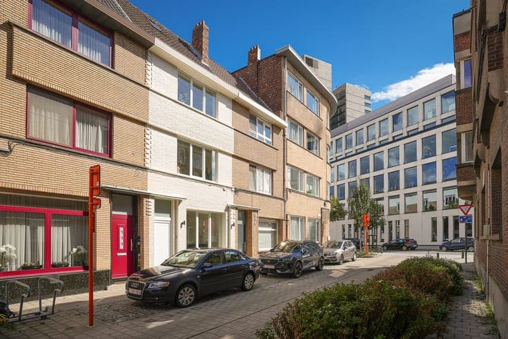 Renovation project for sale near Ghent-Sint-Pieters station