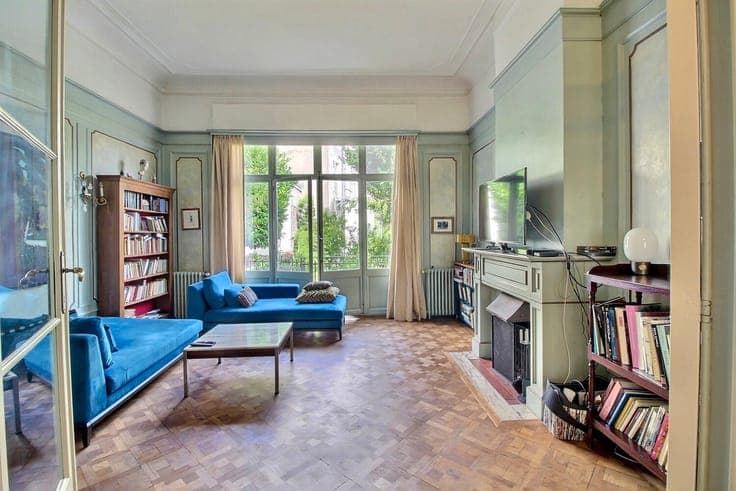 Flagey, superb 3-bedroom town house + office room