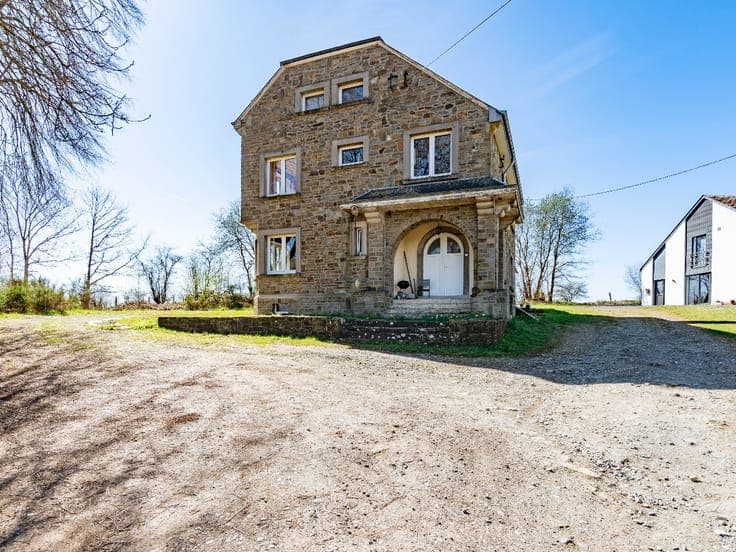 5-bedroom house + additional building plot – Houffalize