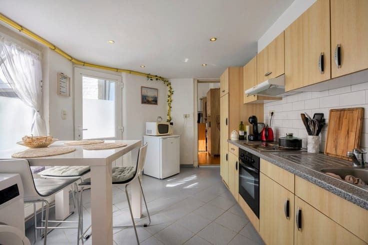 Veelzijdige woning (kangoeroewonen, wonen/werken, ...) met t