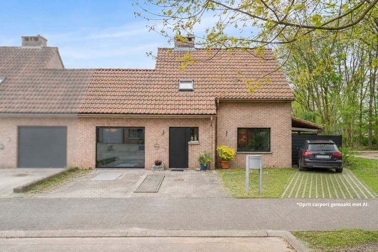 For sale in Meise: a 3- to 4-bedroom house.