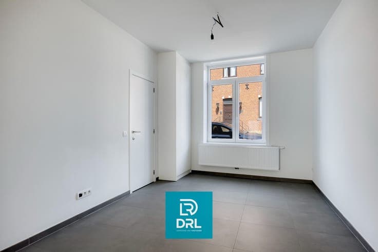 HOOGWAARDIG GERENOVEERDE WONING te SINT-ANDRIES
