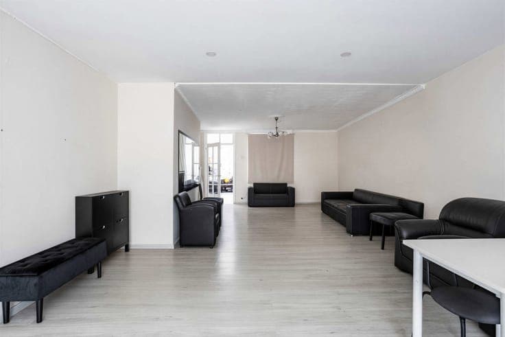 Investment property with 3 apartments – A-location