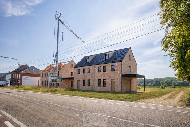 Halfopen bebouwing met vier slaapkamers - nieuwbouw