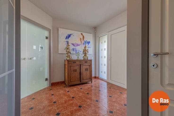 SINT-LIEVENS-HOUTEM - Spaanse villa met zwembad